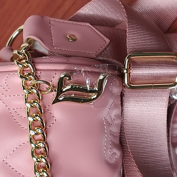 Juicy Couture Bag NWT Quilted Taffy Roll $79 Retail - Picture 3 of 4